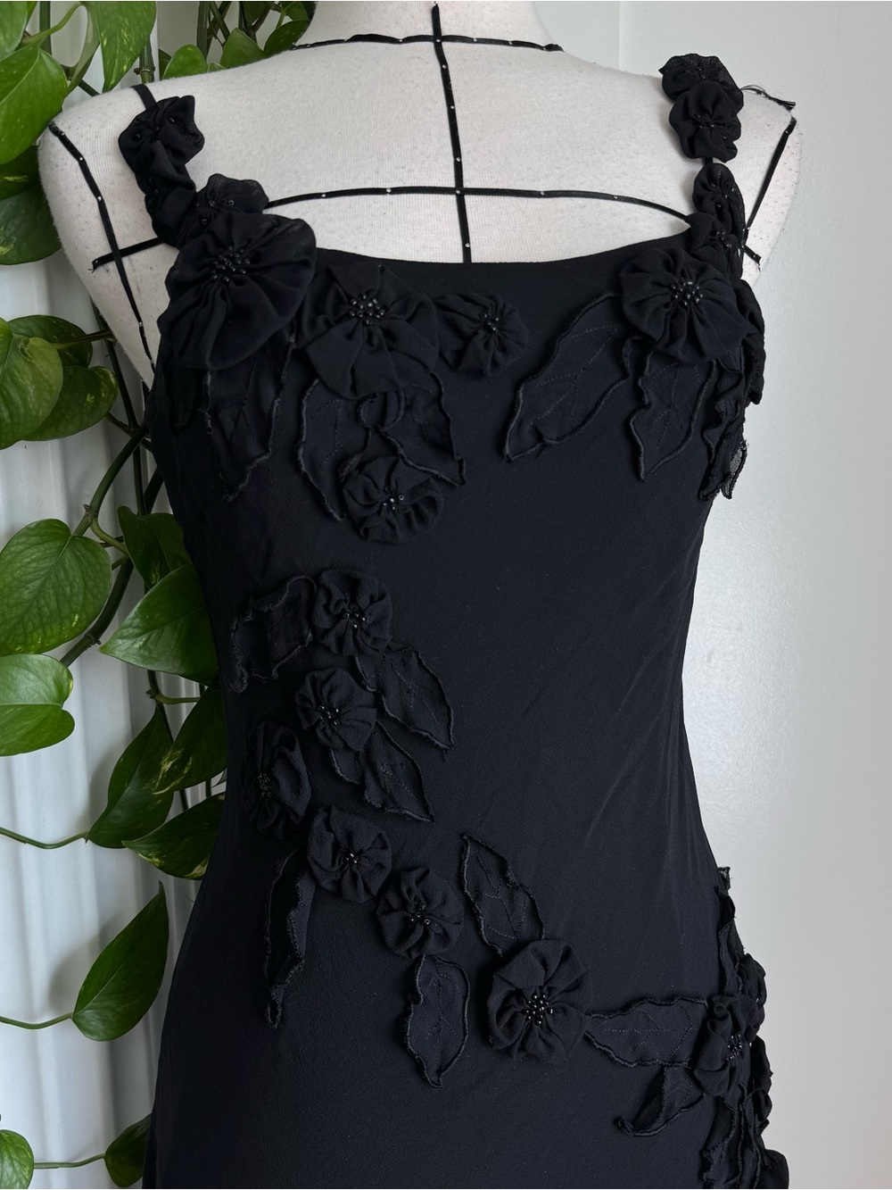 Sue Wong Black Silk Floral Dress -  Size 10 - Picture 4 of 6